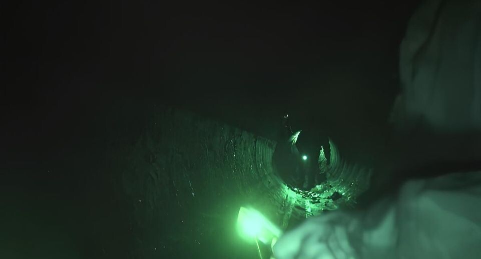    Российские силы освободили промышленную зону Суджи в Курской области в результате операции с заходом в тыл ВСУ через газовую трубу. Фото Добровольческого корпуса / РИА «Новости»