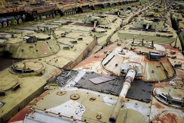 2БМП2 на хранении.