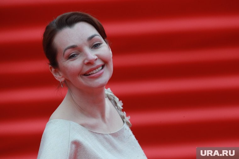 Похоронила сына, бросила кино и поверила в Бога: как живет Наталия Антонова