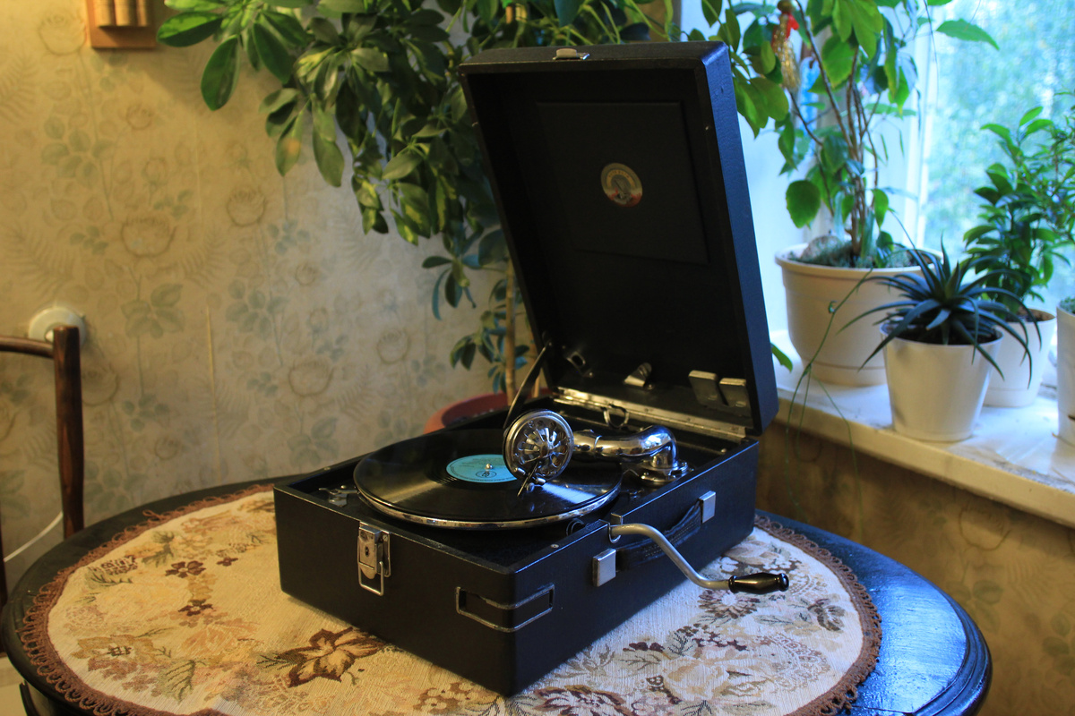 Мой патефон - НКТП ВОТИ - завод ТИЗПРИБОР