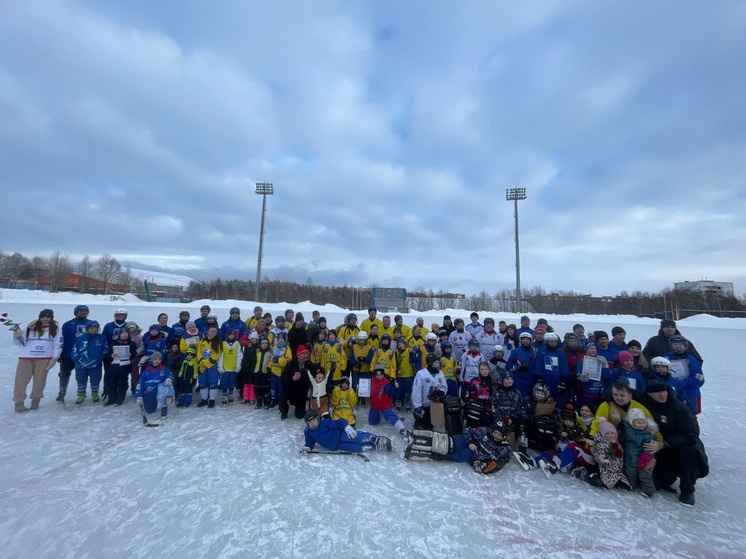     Кульминацией спортивного дня стал фестиваль «Мартовский лед». фото: пресс-служба администрации Мончегорска.
