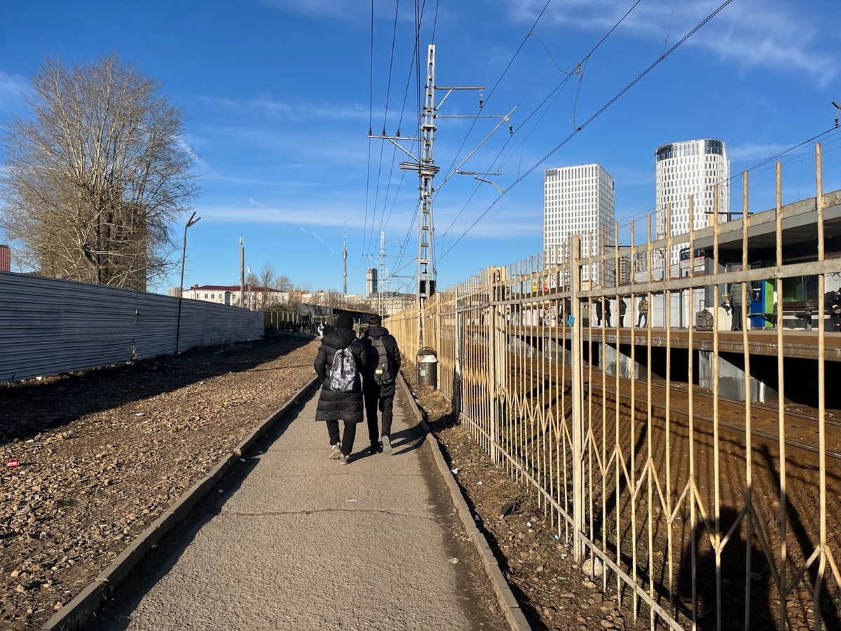 дорога от савёловской в сторону флакона. ну ведь живописно же?