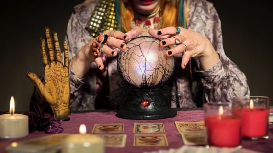    Эзотерические услуги могут запретить в России ©Photology1971/Shutterstock/Fotodom
