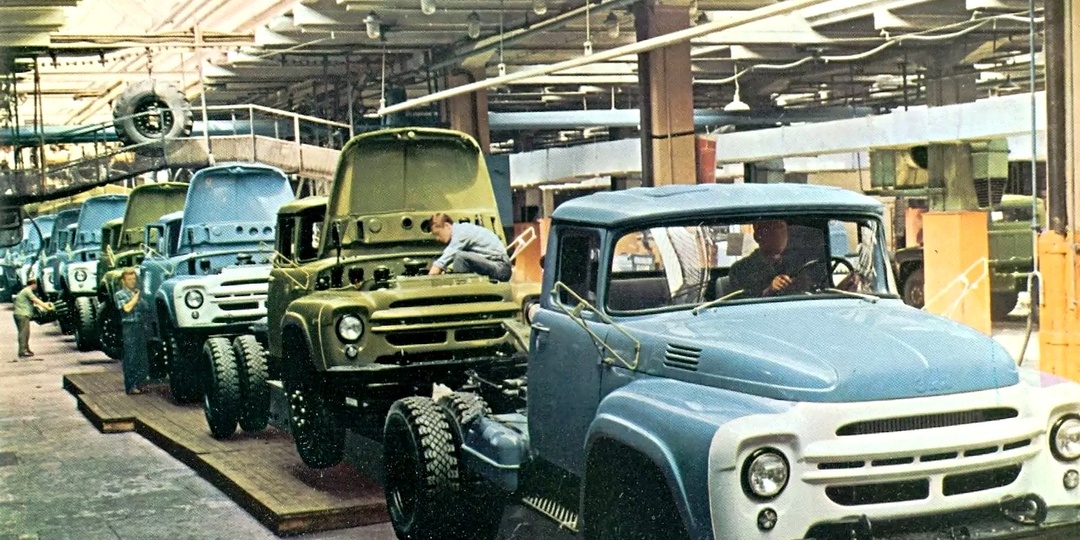 Обходили «Газон» стороной: почему шоферы мечтали о ЗИЛ-130 после ГАЗ-53