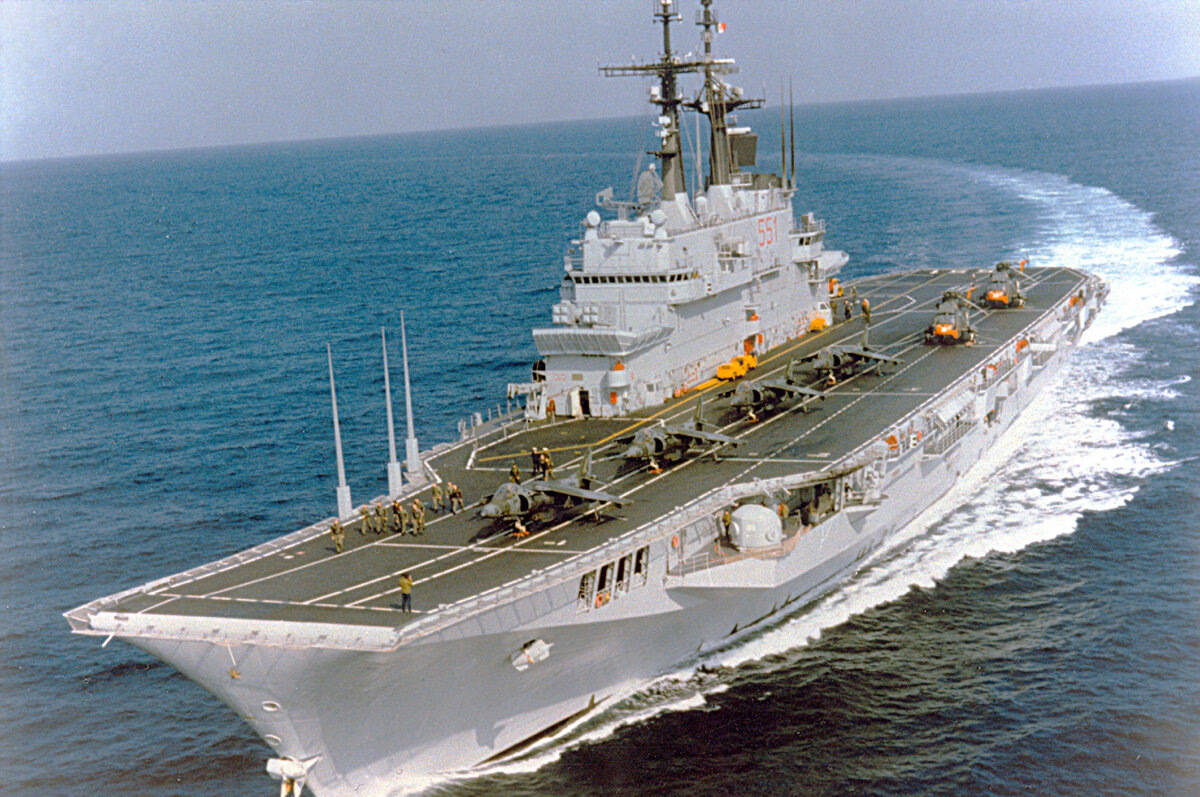 Итальянский авианосец ITS Giuseppe Garibaldi (C 551). Фото: ВМС Италии