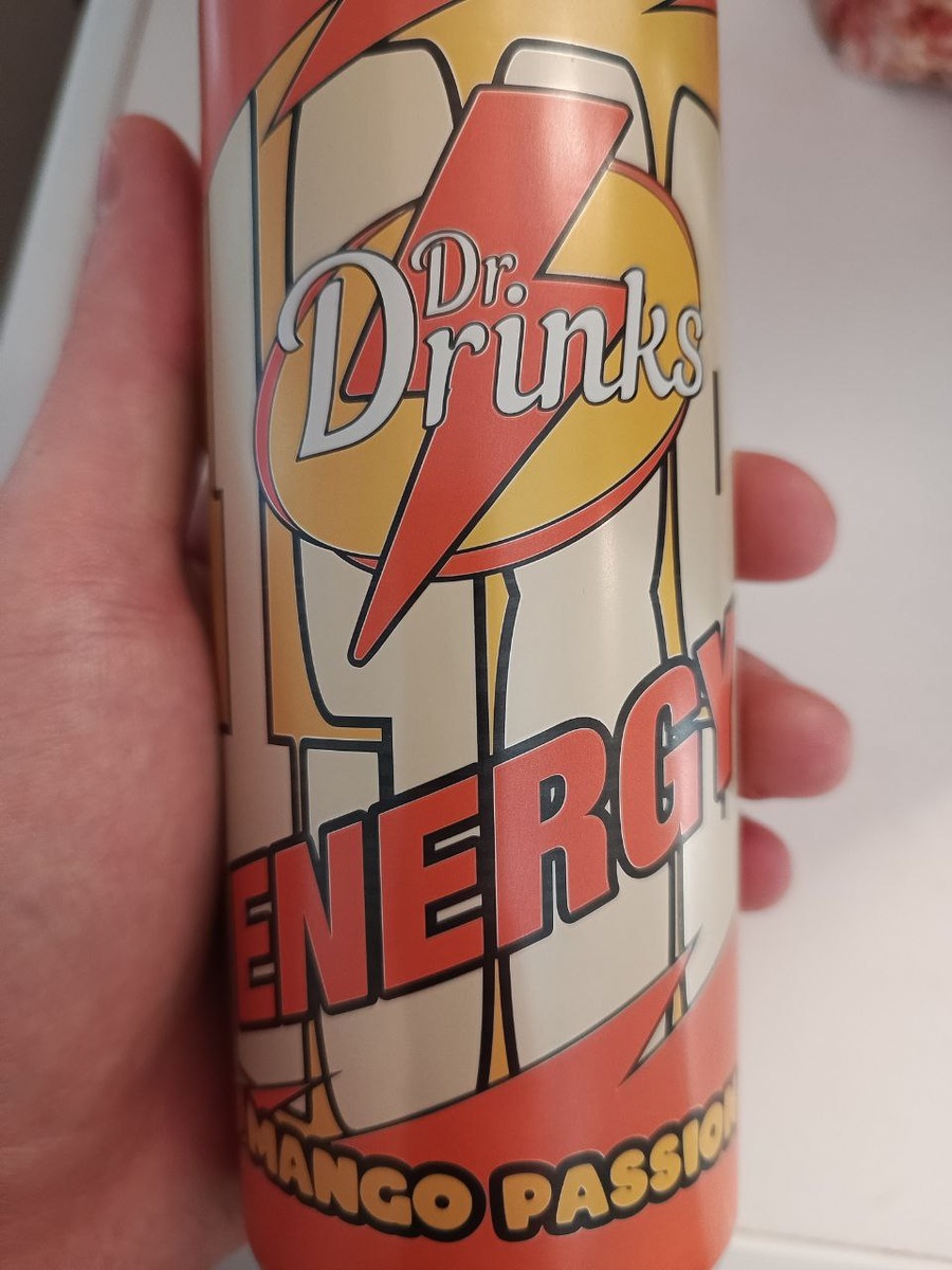 Вот такая красота снаружи, коллекционерам зайдет на ура