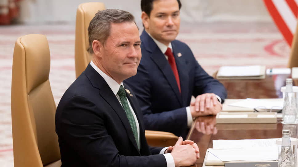 Майк Уолц (слева) и Марко Рубио.📷Фото: Saul Loeb / Pool / Reuters