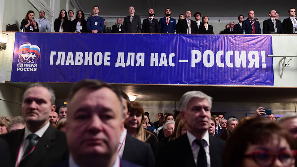 Единороссы должны уметь общаться с избирателями «на понятном языке», уверен секретарь партийного генсовета.📷Фото: Александр Коряков / Коммерсантъ