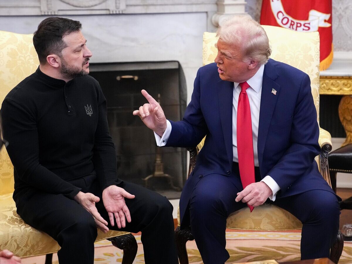    Дональд Трамп и Владимир Зеленский во время встречи в Вашингтоне© Getty Images / Andrew Harnik