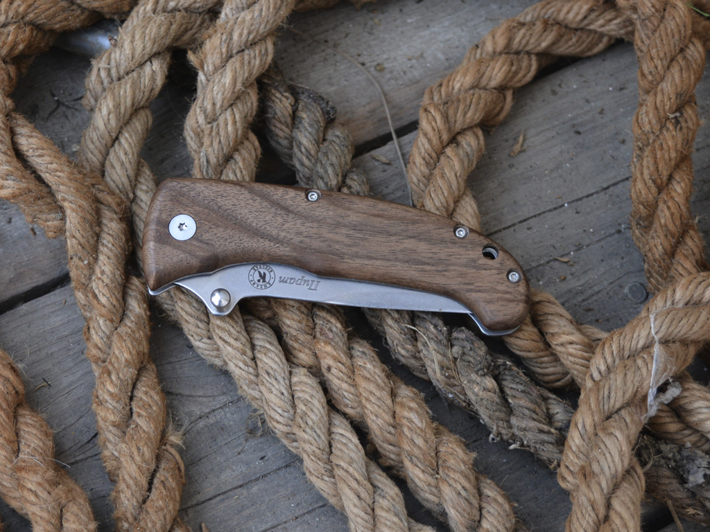 Нож "Пират" в сложенном виде.