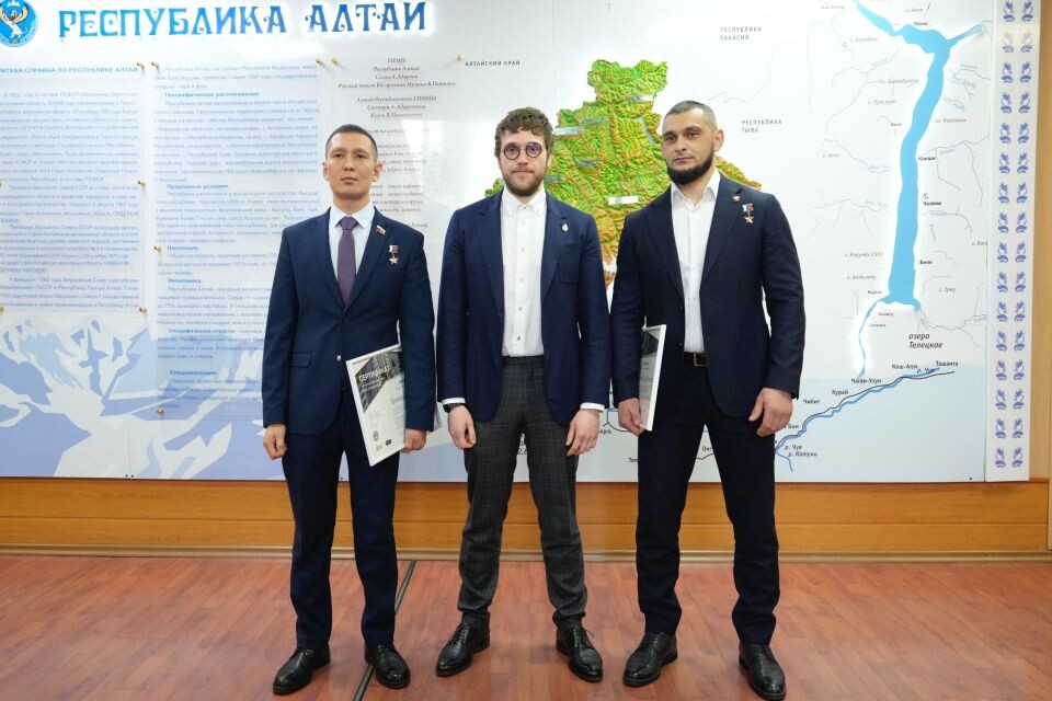    Амыр Аргамаков, Владислав Шония и Данияр Джартанов . Источник: Андрей Сороко/"Толк"