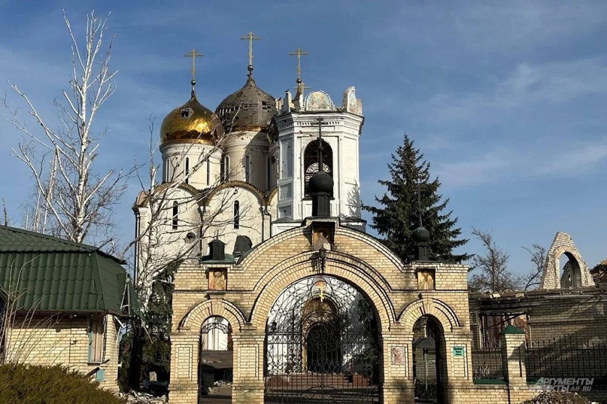    Никольский монастырь под Угледаром в наше время.