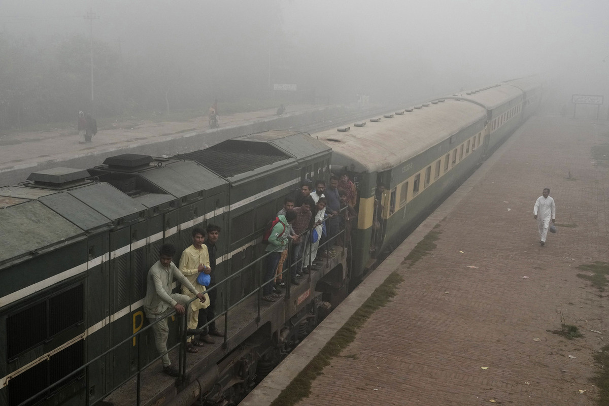  На борту поезда.  фото: картинки яндекса.