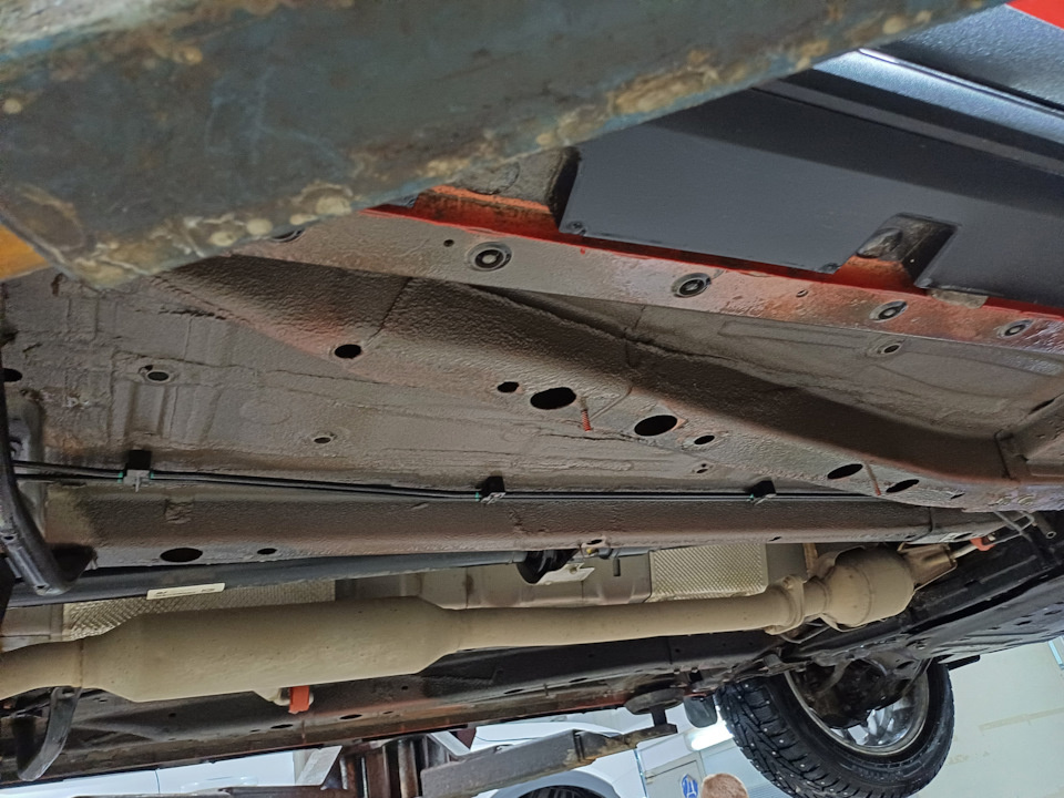 И лонжероны не поцарапаны, и глушак на месте — красота