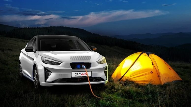 Электрический лифтбек JAC e-J7 для Казахстана