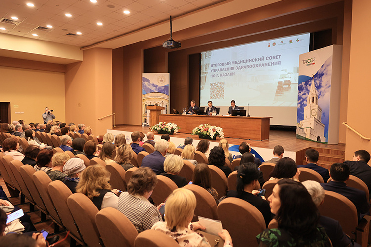    Если в возрасте от 18 до 30 лет лидируют внешние причины с отравлениями (в том числе наркотическим и алкогольным), то после 30 лет к ним присоединяются болезни системы кровообращения.   
Фото:  minzdrav.tatarstan.ru