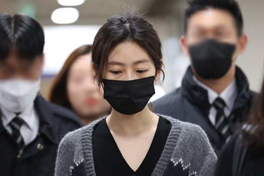 Ким Сэ Рон во время слушания ее дела о пьяном ДТП