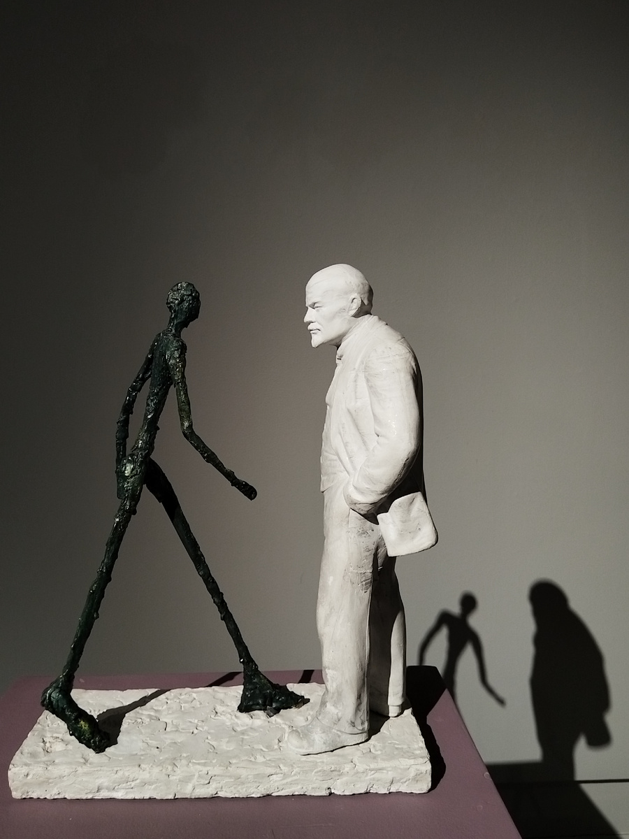 Л. Соков. Встреча двух скульптур. 1990