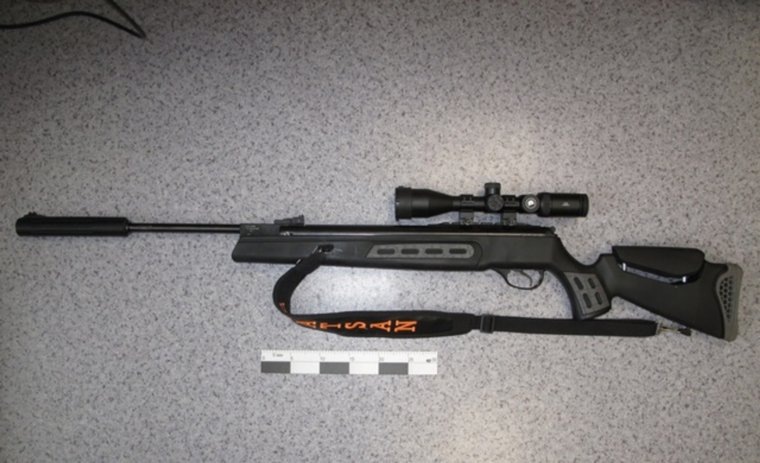 Винтовка, которую пытался продать мужчина. Фото: МВД на транспорте по УрФО