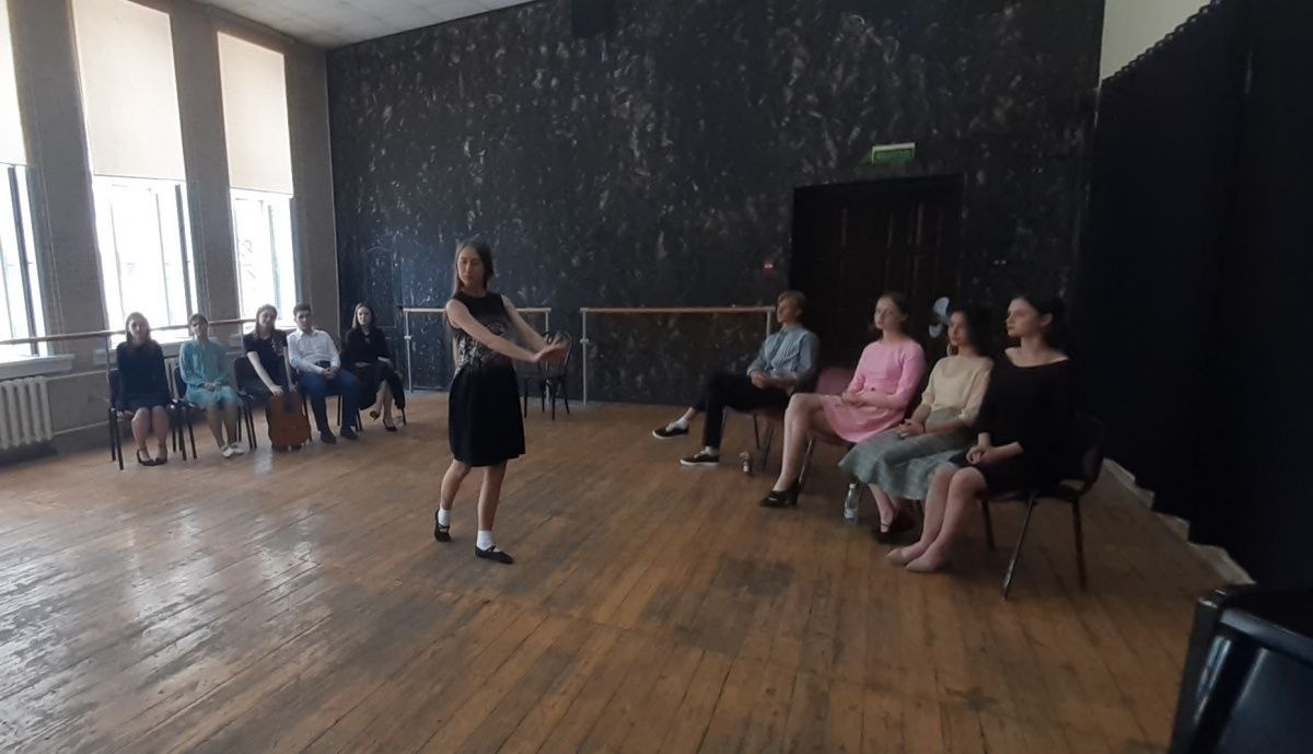 Второй тур вступительных экзаменов в НГТИ