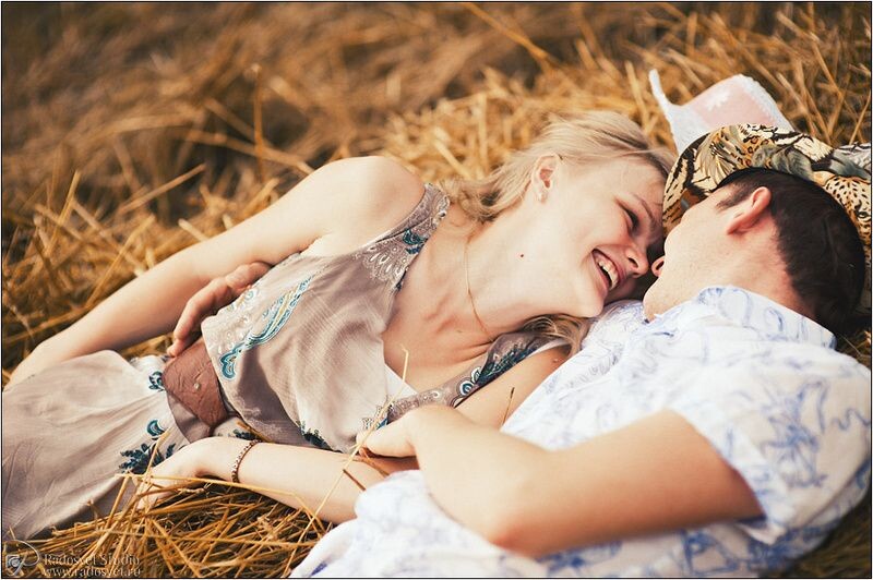 Фото из интернета. На сеновале.