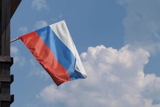    Российские военные подняли флаг РФ в центре Суджи