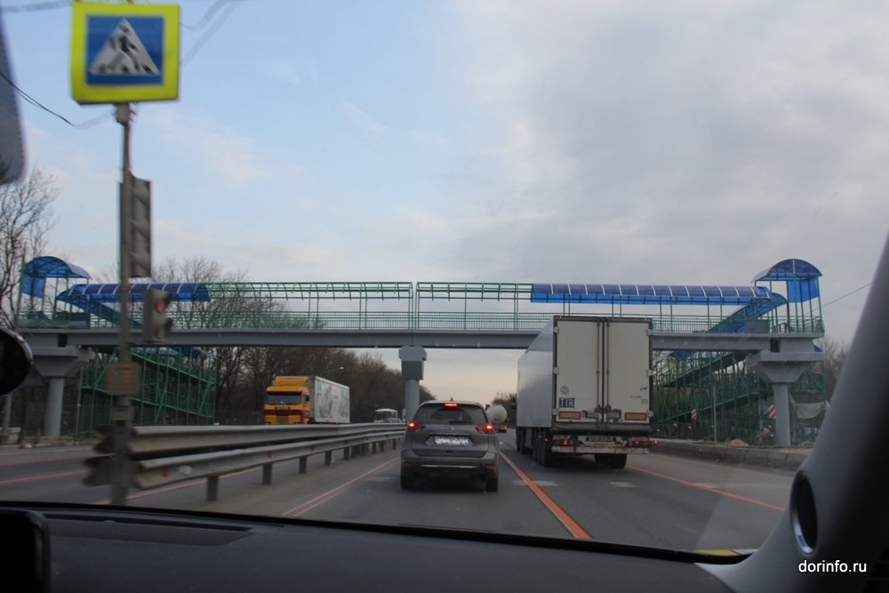     Стартовало строительство двух надземных переходов на трассе М-4 Дон на Кубани