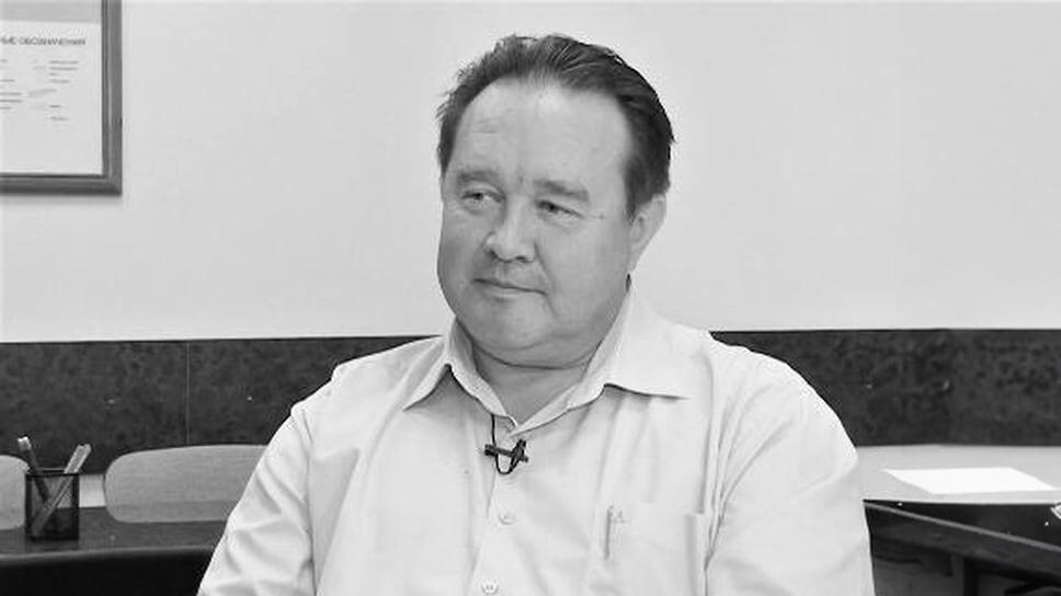 4 августа 2020 года стало известно, что в краевой инфекционной больнице умер заместитель главы Горячего Ключа Николай Батманов. «Трагическая новость сегодня потрясла нас всех. Скончался наш коллега, мой заместитель Николай Батманов. Ему было всего 53 года. Николай Дмитриевич проходил лечение от коронавируса в краевой инфекционной больнице. К сожалению, болезнь оказалась сильнее»,— написал глава города Александр Кильганкин.📷Фото: gorkluch.ru