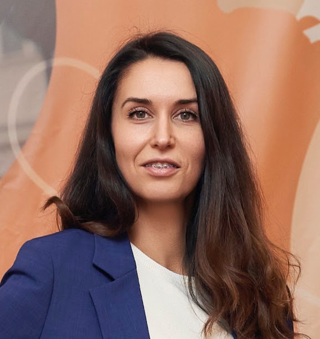 Маргарита Филатова – финансово-экономический эксперт высшего класса по бухгалтерскому учёту и финансовым операциям в российском третьем секторе.