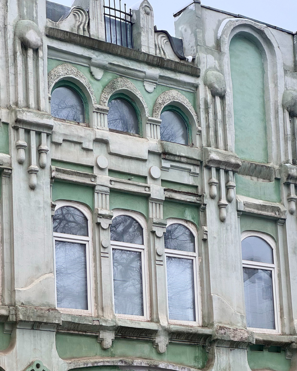 Дом на Алексеевской в своё время стал украшением района