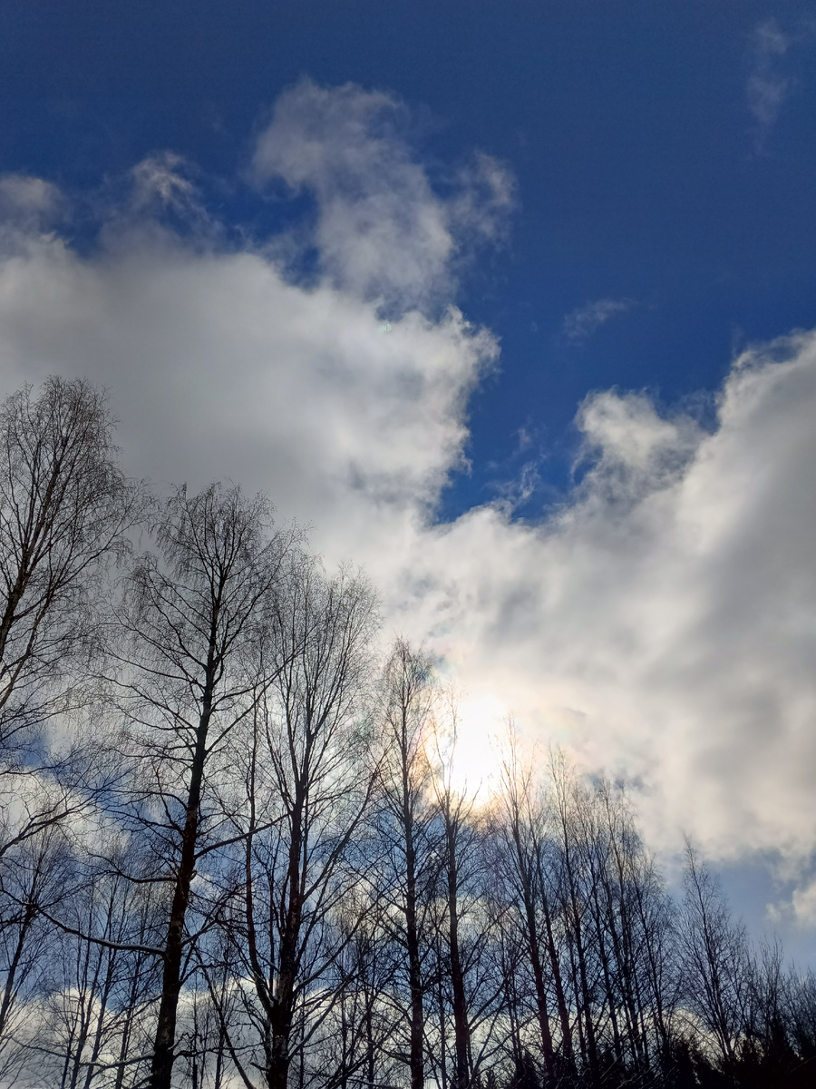 фото автора: солнце пробивается через облака