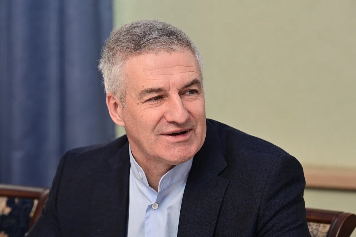 Глава Карелии Артур Парфенчиков на встрече с женами и мамами участников СВО. Фото: «Республика»/ Сергей Юдин  📷
