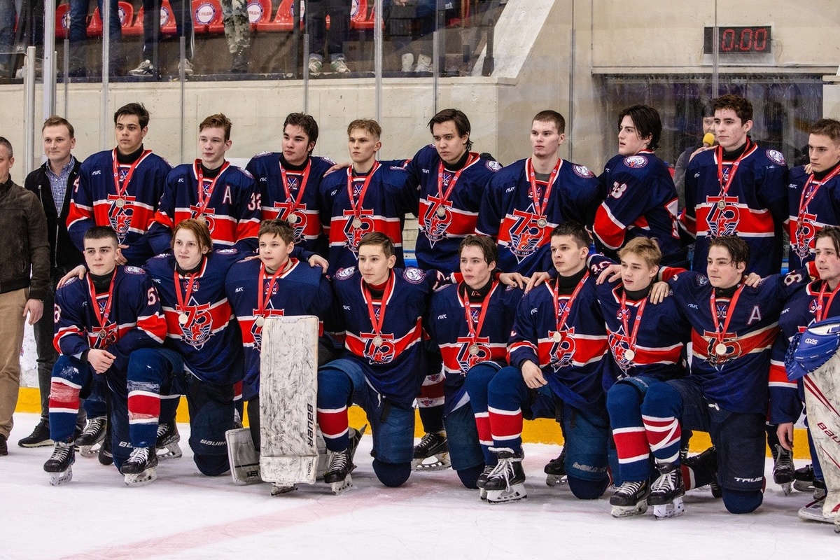 "Крылья Советов-Юниоры" - вице-чемпионы Москвы среди Юниоров. Фото: Юлия Ерина (СДЮШОР «Крылья Советов» Москва)