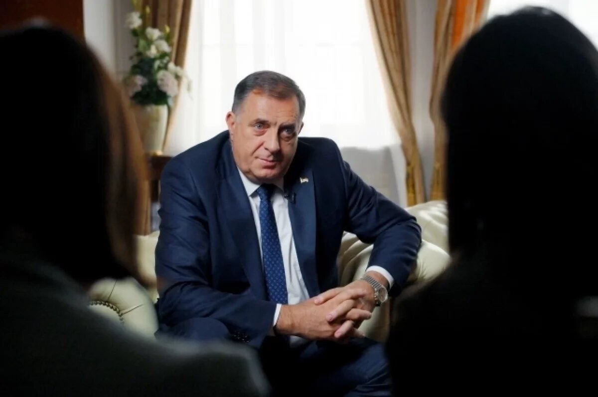    РТРС: прокуратура Боснии и Герцеговины постановила задержать Додика