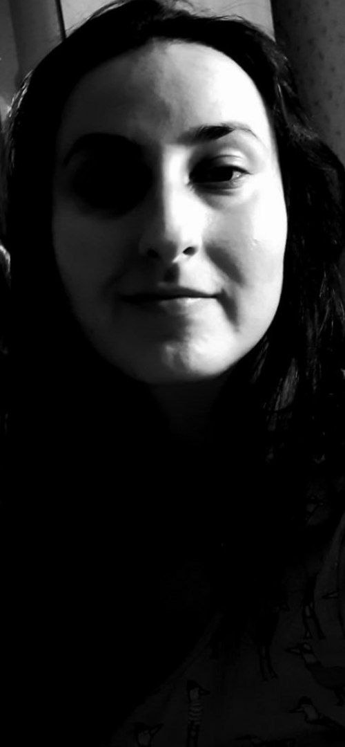 Николь Воскресная (Анастасия Николенко) – поэтесса. Родилась 10 апреля 1990 года. Кандидат политических наук, доцент кафедры международных отношений и права Владивостокского государственного университета. Живет во Владивостоке.
Псевдоним Николь Воскресная появился в 17 лет. Первый сборник стихотворений был выпущен в 2011 году. Член Союза писателей России (с 2017). Произведения публиковались в коллективных сборниках, журналах, литературных альманахах «Сихотэ-Алинь» (Владивосток), «Вакуум» (Владивосток), «Российский колокол» (Москва), «Сибирский Парнас» (Новосибирск), «Образ» (Кемерово), «Традиции&Авангард» (Екатеринбург) и др. Книги: «Акварели» (2011, Владивосток), «Гранат» (2014 г., издательство Niding.publ.UnLTd, Владивосток), «Никтофобия» (2016, Саратов), «Дагерротип» (2020, Таганрог), «Бес содержания» (2022, Волгоград).
Победитель литературного конкурса «Петроглиф» в номинации «Поэзия» (2022). Победитель Международного поэтического конкурса Фестиваля БОАО (Китай) в номинации «Новый молодой талант года» (2023). Лауреат Первой поэтической премии Константина Кедрова (Москва, 2024).