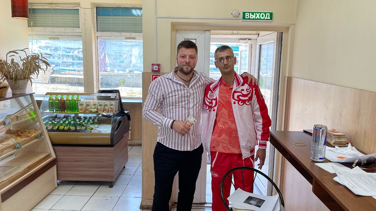 Иван Боченков на одно из сделок купли-продажи готового бизнеса