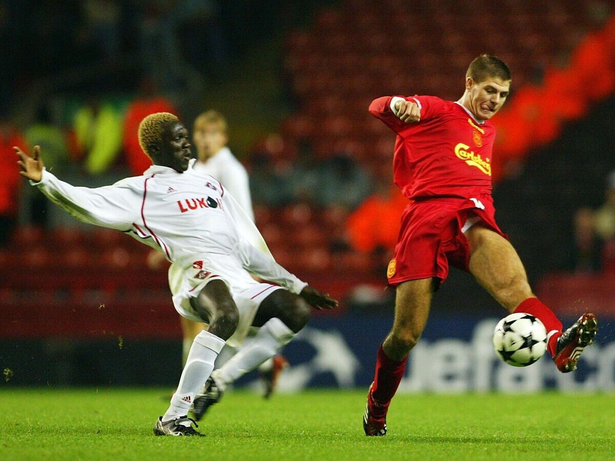    Бай Кебе и Стивен Джерард© Getty Images / Laurence Griffiths