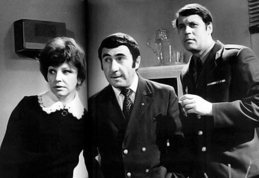 Кадр из сериала «Следствие ведут ЗнаТоКи» 