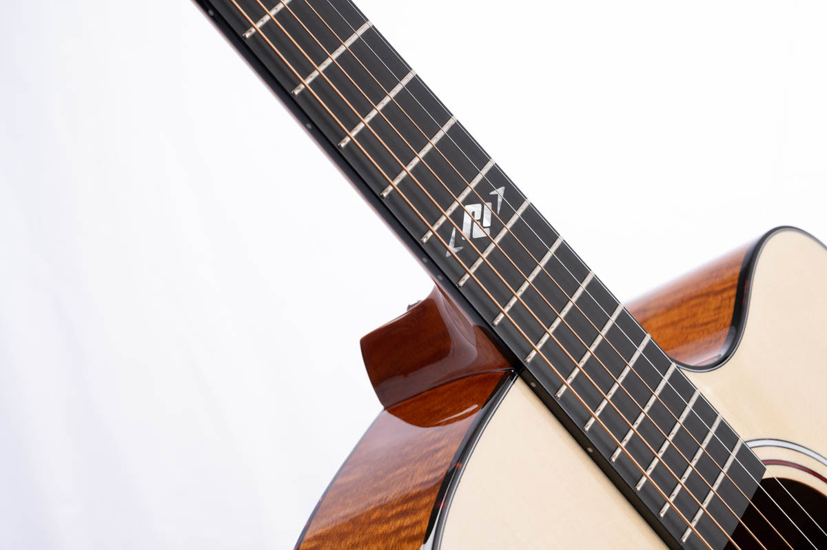 Акустическая гитара Aion Q20