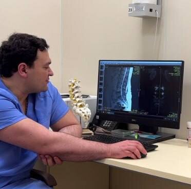 Василий Королишин, практикующий врач-нейрохирург. 