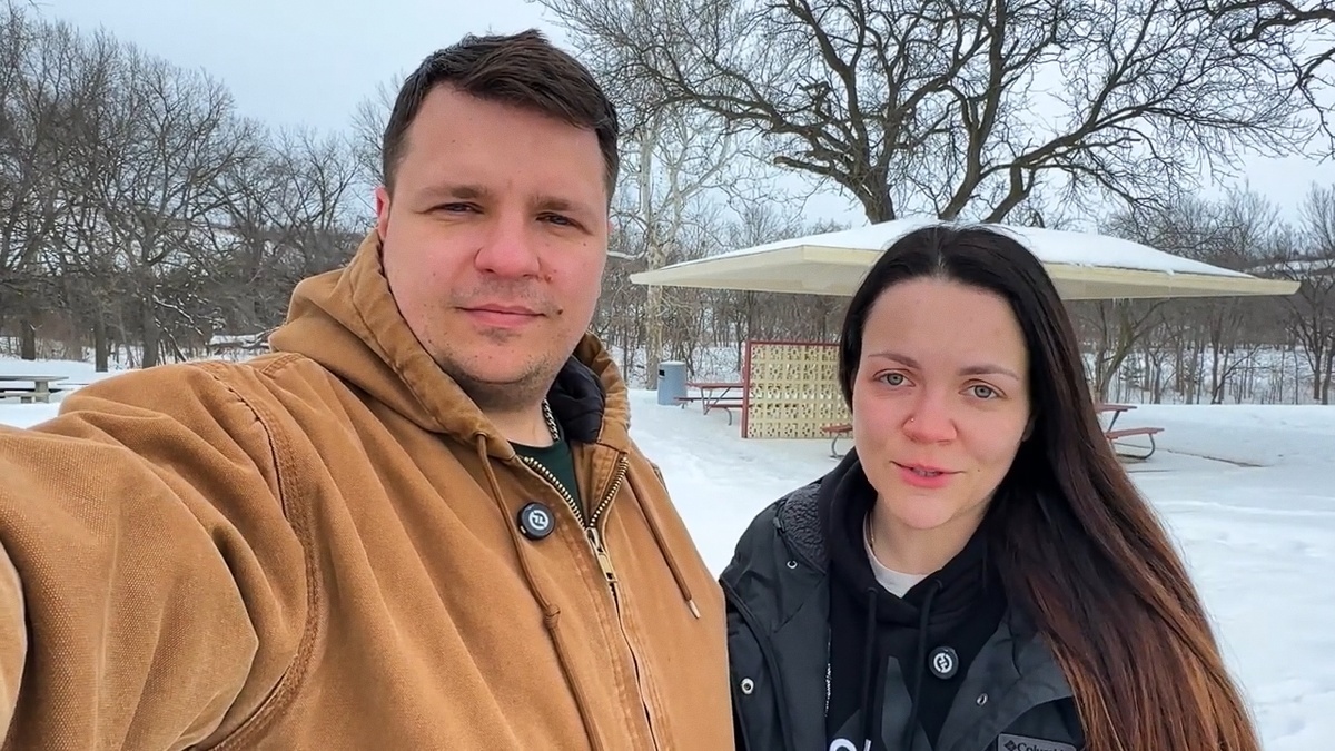 Семейная пара дальнобойщиков