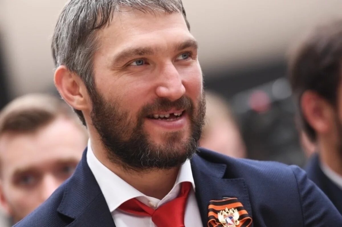    Агент Овечкина о рекорде Гретцки: Саша справляется с любым давлением
