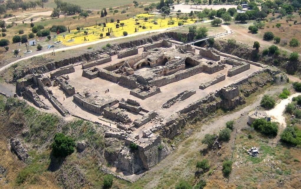 Развалины замка Бельвуар, современное состояние. Источник: https://maraz-m-moroz.livejournal.com/549007.html