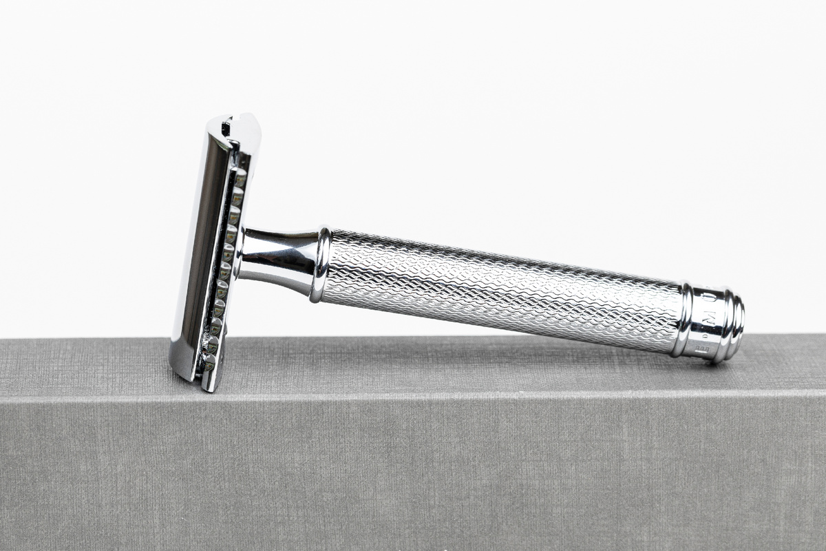 Т-образная бритва MUEHLE TRADITIONAL R89, хром