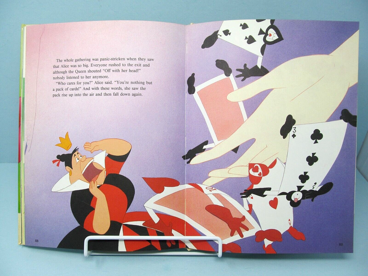 "Ведь вы всего лишь колода карт! Колода карт – ничего больше!"