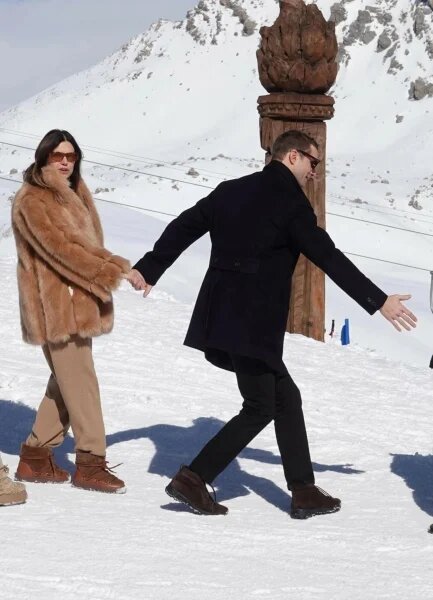    Даша Жукова с мужем. Фото: Телеграм