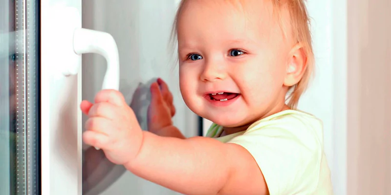 Ребенок не сможет открыть окно, миф или правда?