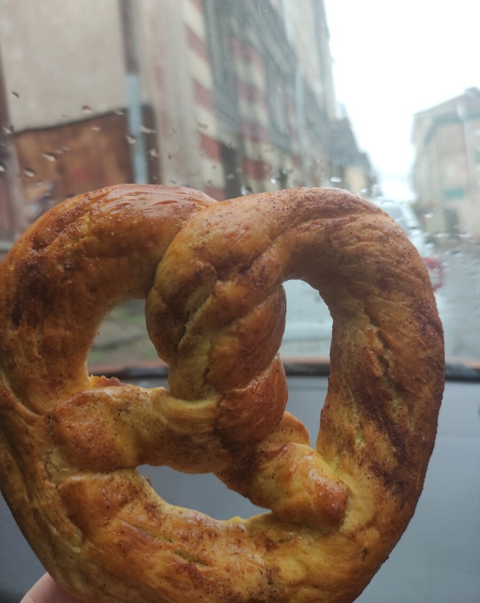 Может крендели не всегда вкусные, зато красиво выглядят. 