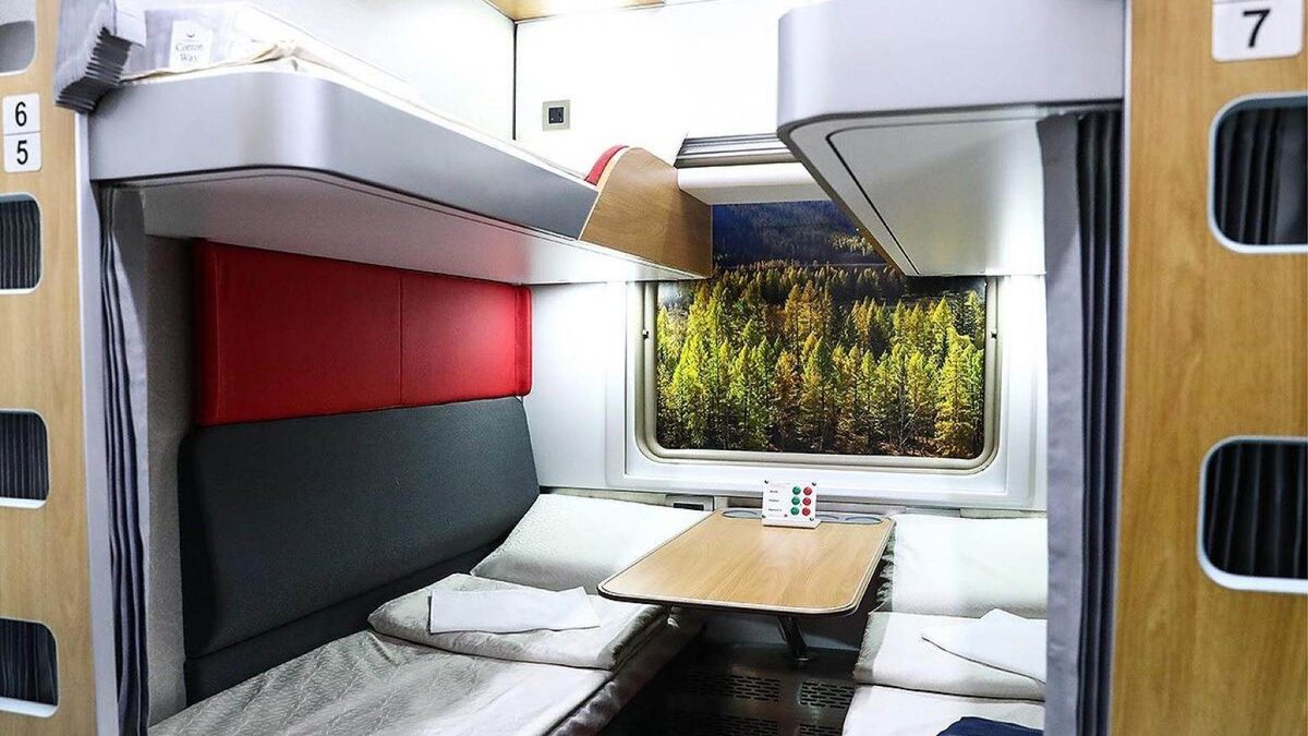 Плацкарт со шторками (фото из открытых источников)