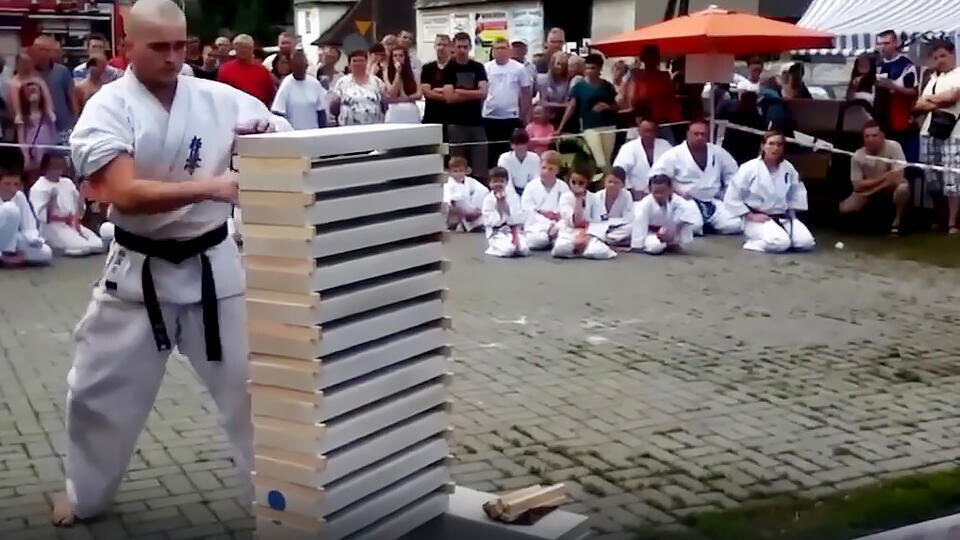 Фото: © Кадр из программы "Как устроен мир", РЕН ТВ